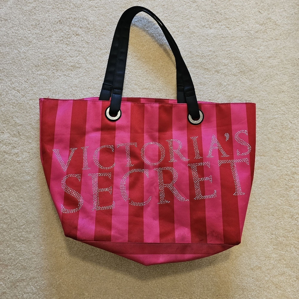 VS Tote